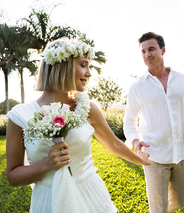 Special original wedding in mauritius at le chateau de bel ombre