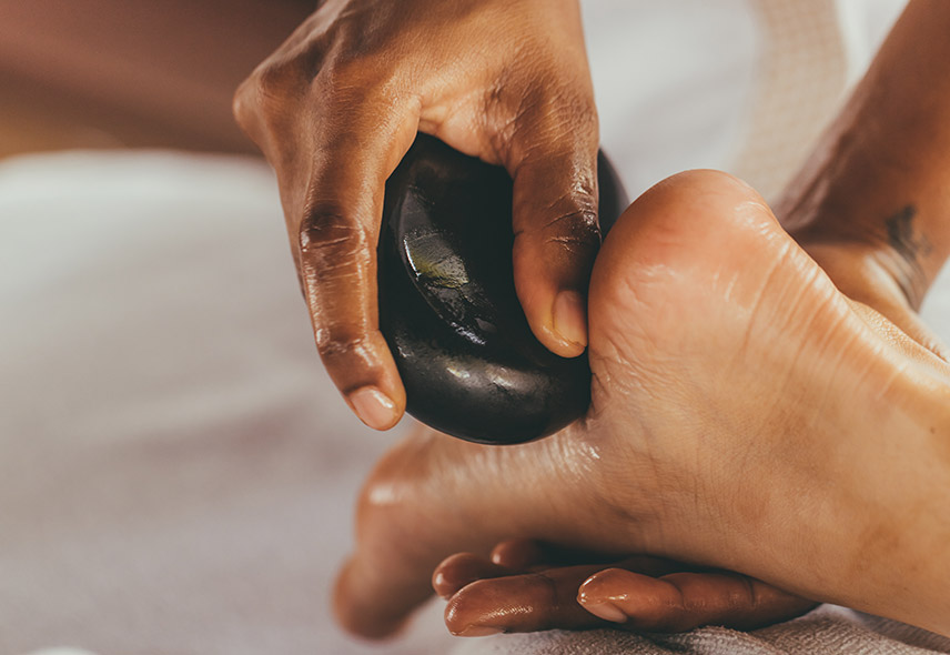 Foot mauritian massage