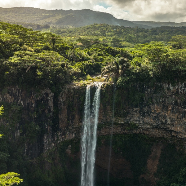a majestic view over the waterfall of le chamarel