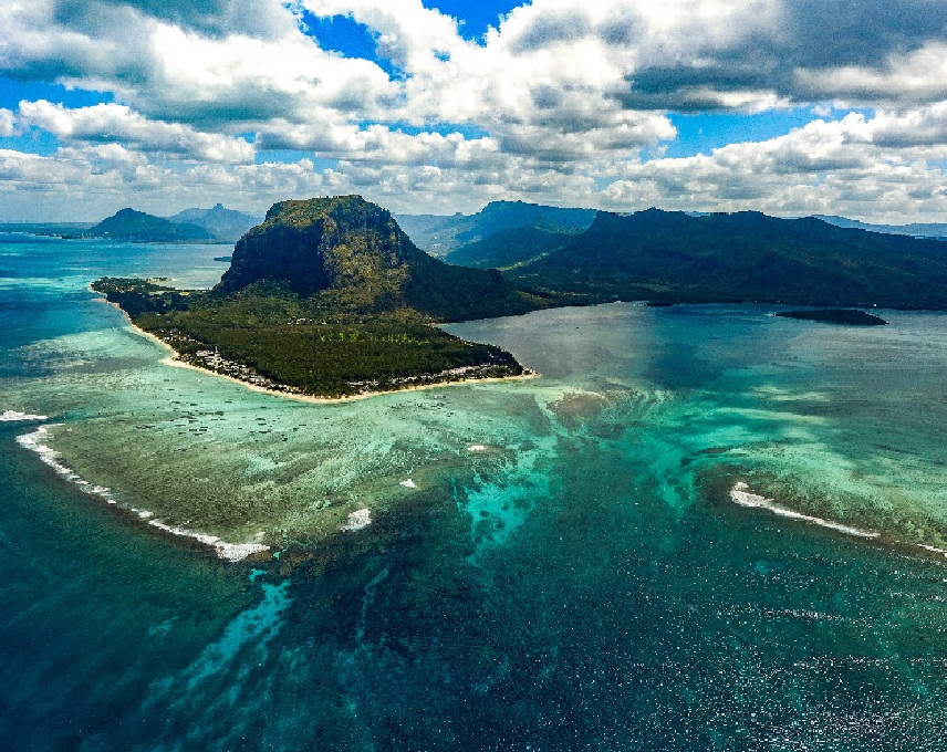 the underwater waterfall of mauritius from le morne brabant
