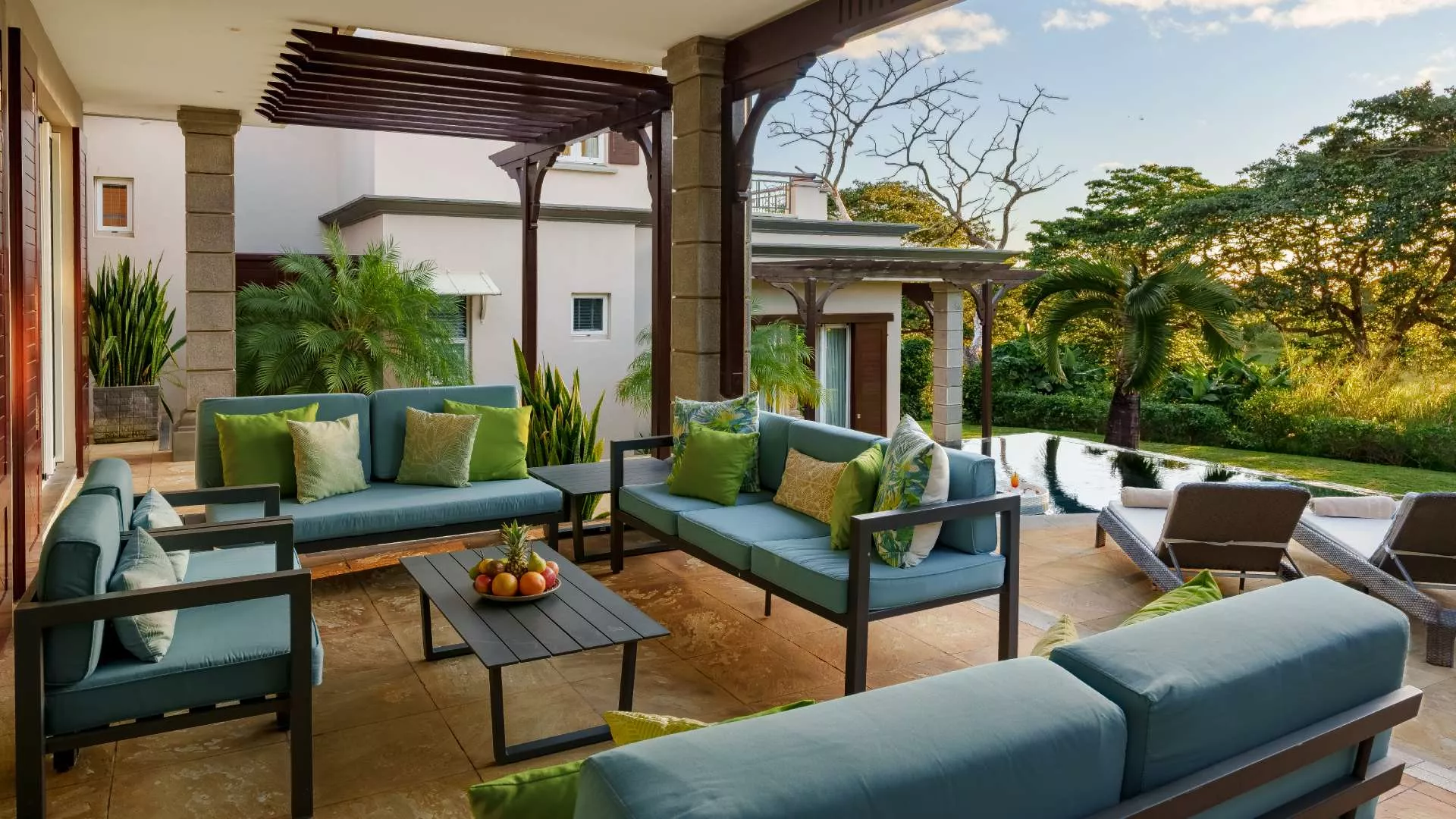 Exterior view of a luxury 4-bedroom villa with pool