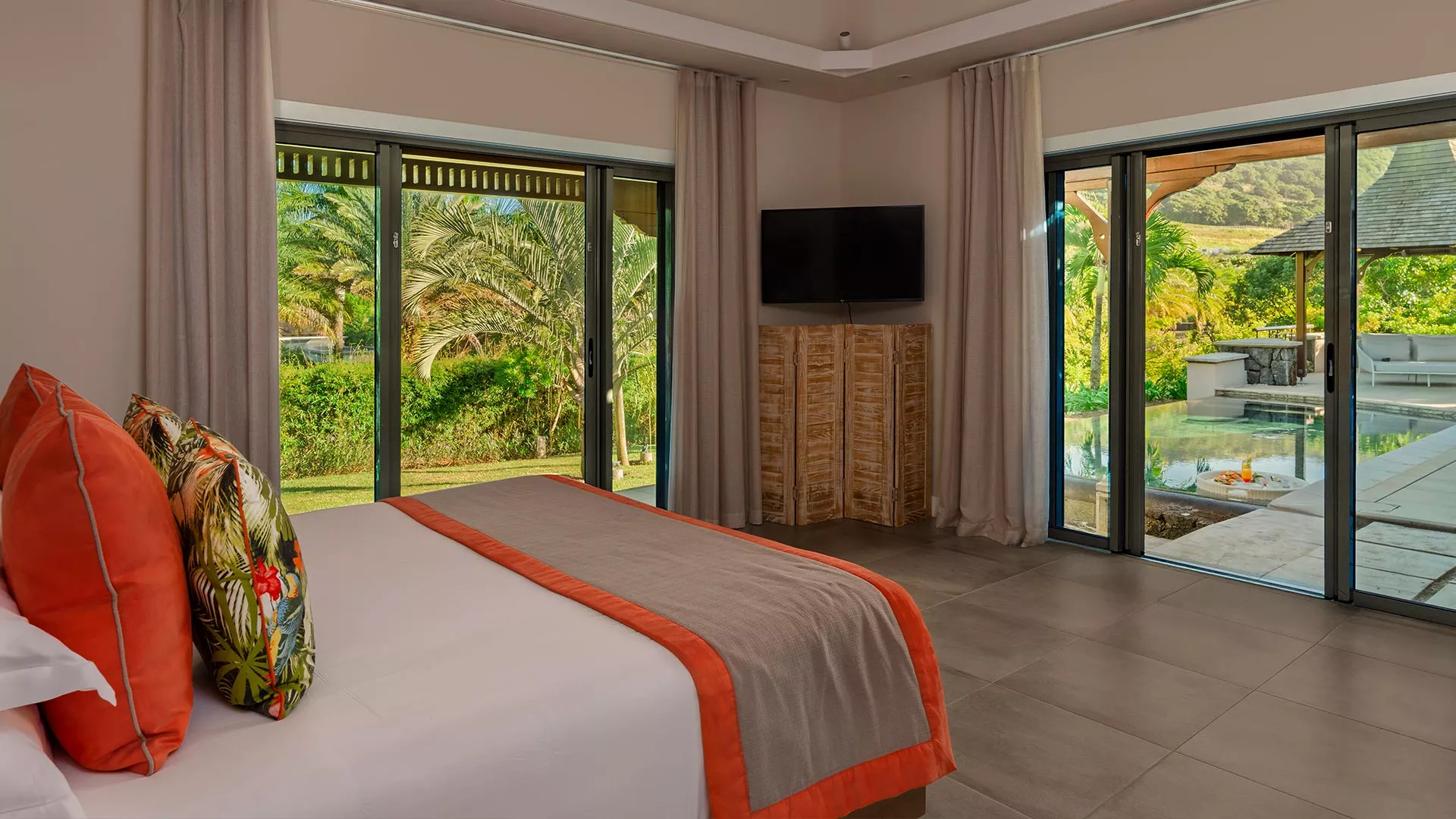 Second bedroom of a 4-bedroom villa with pool view at Heritage The Villas, Mauritius