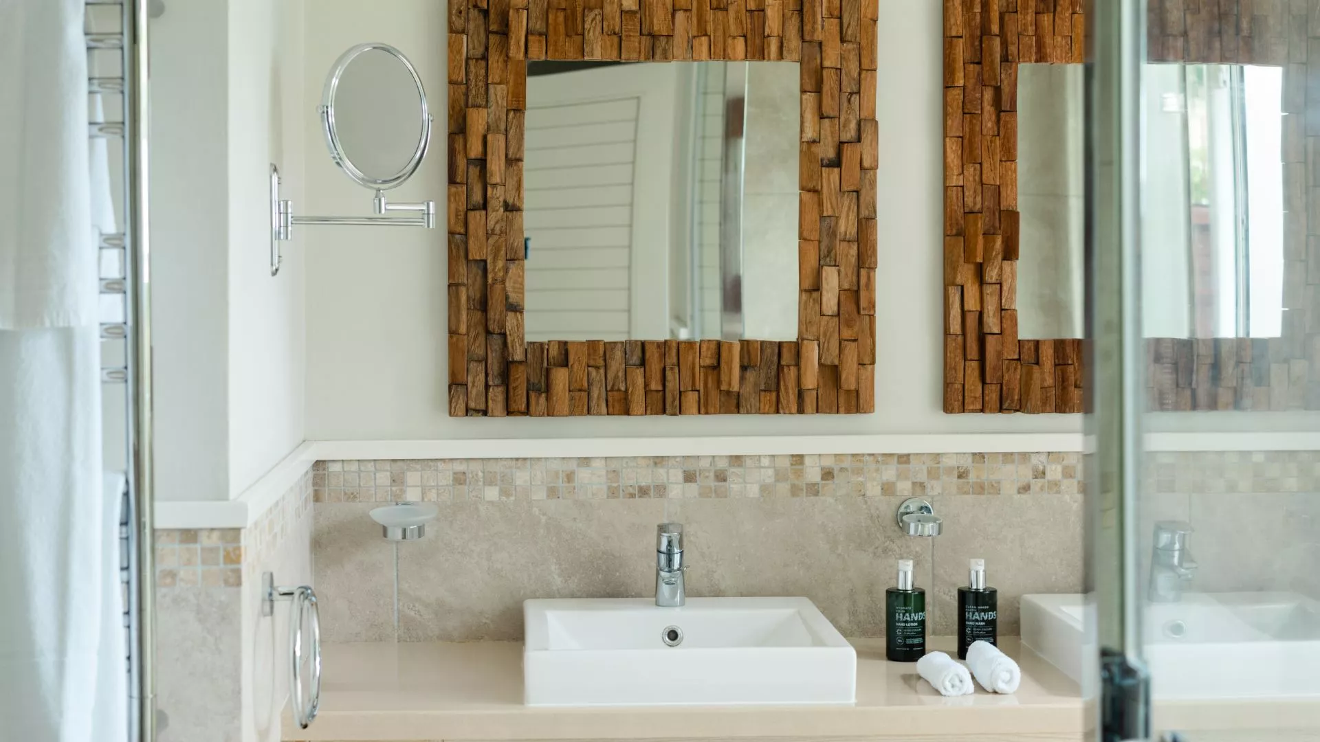 Modern bathroom in a luxury 4-bedroom villa