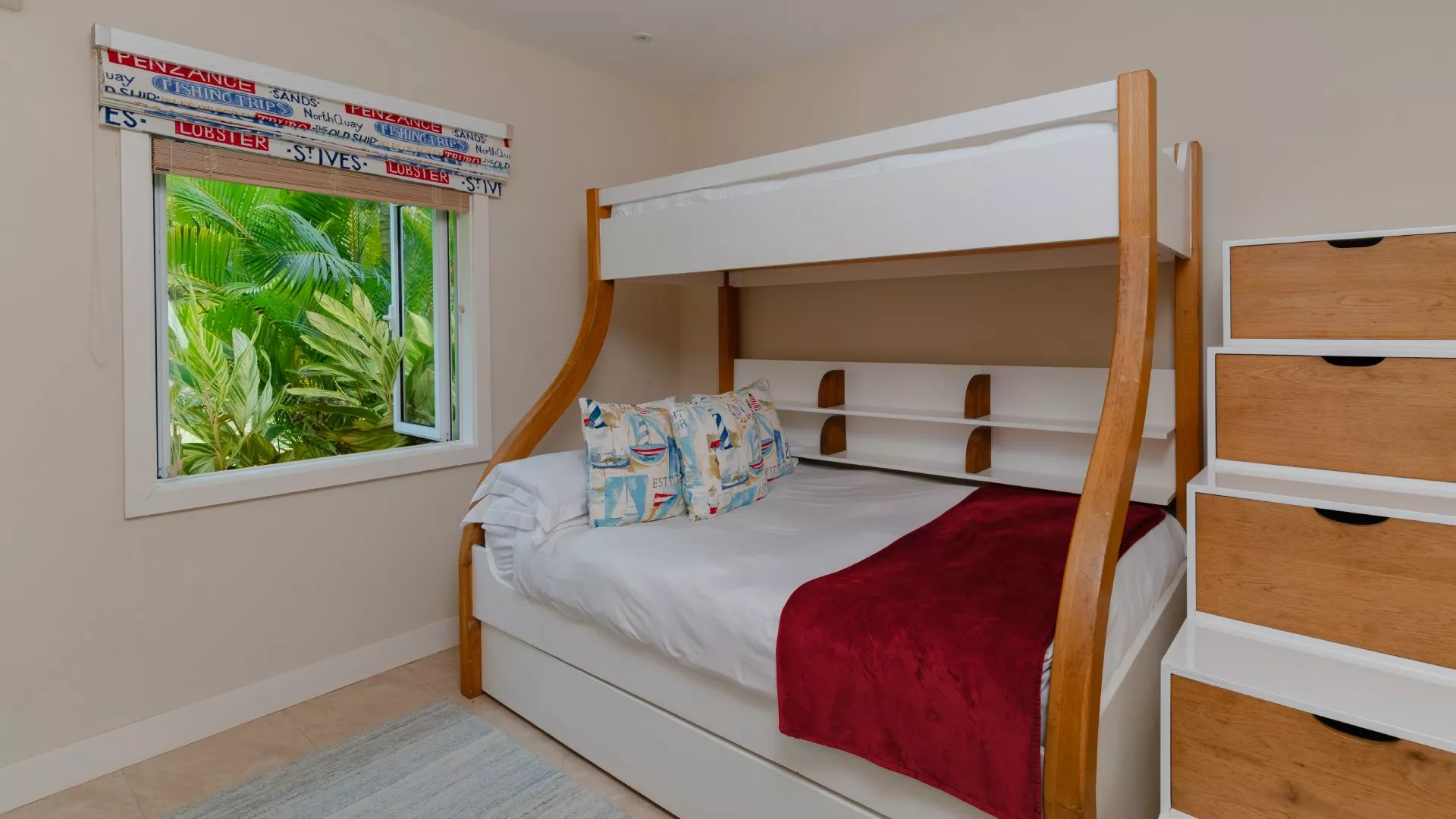 Compact top floor loft bedroom in a luxury 4-bedroom villa