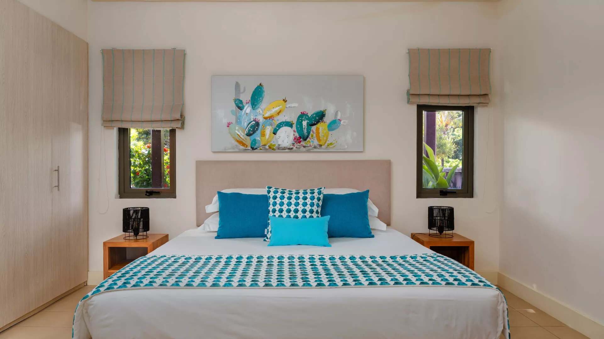 general view of bedroom villa arthurium