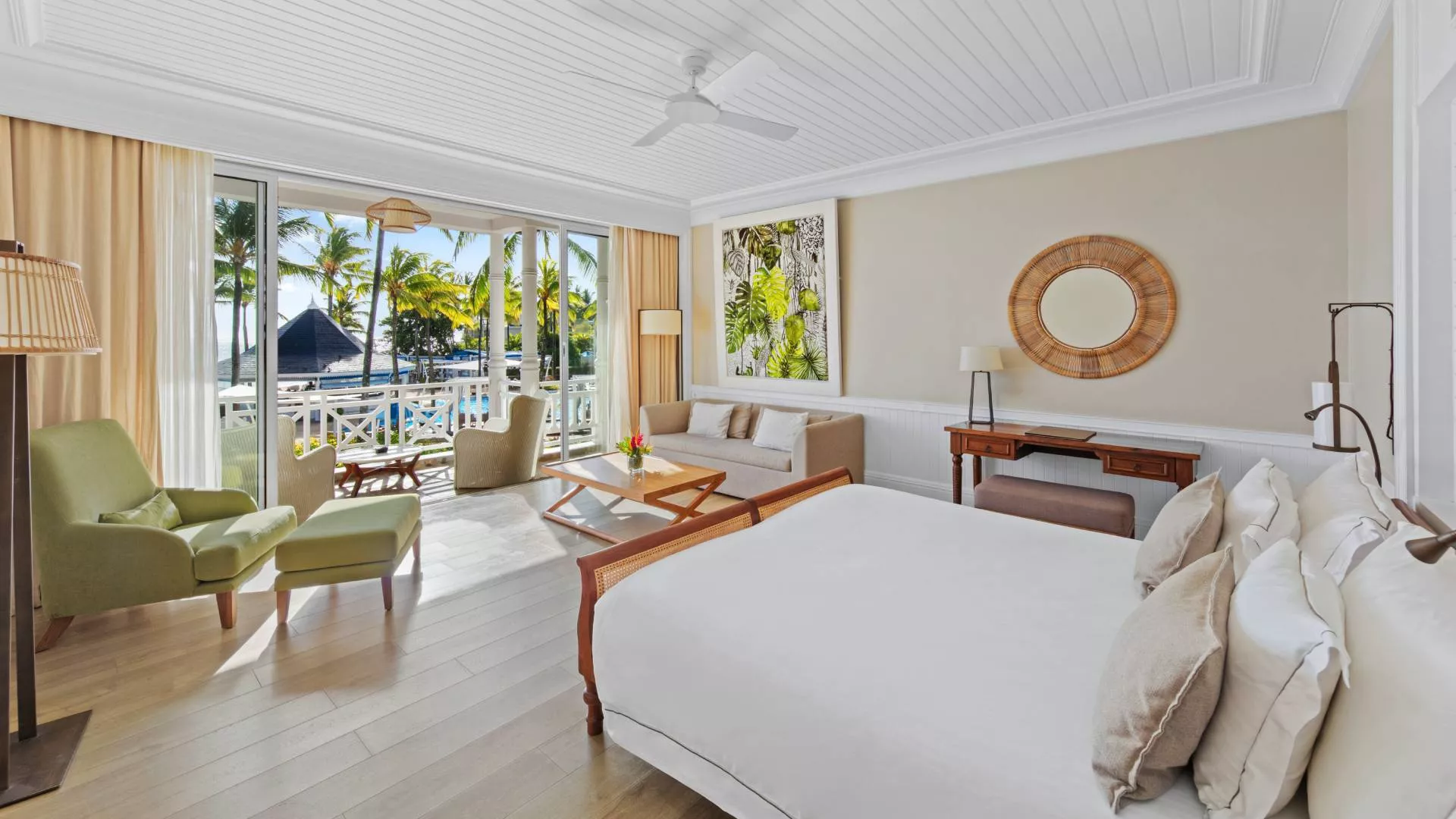 deluxe bedroom upper floor sea view with ocean facing balcony