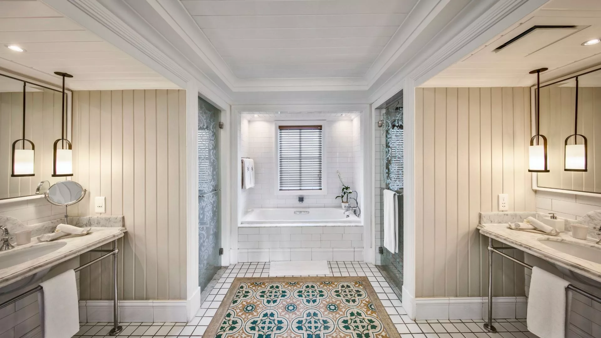 senior- garden view room with luxury bathroom at heritage le telfair