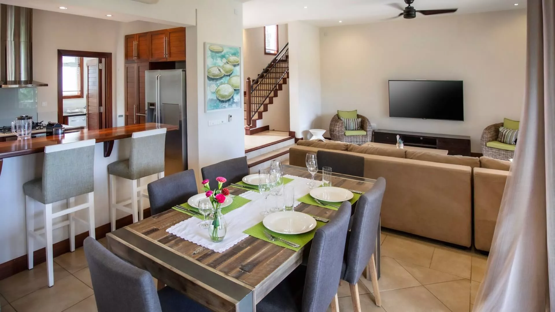 dining room and kitchen area villa poolview heritage the villas