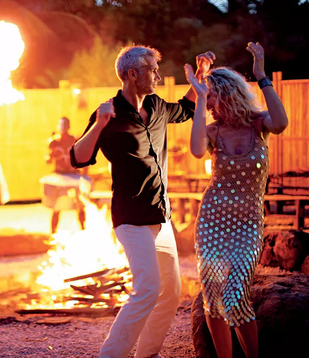 Le-Boma-Couple-dancing-fire-heritage-resorts