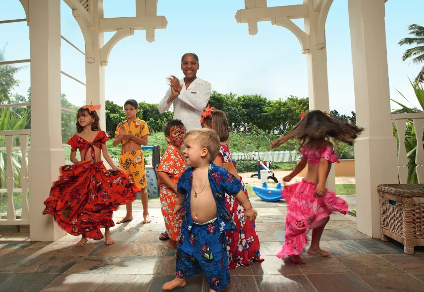 Timomo Mini Club / Kids Dancing - Heritage Le Telfair