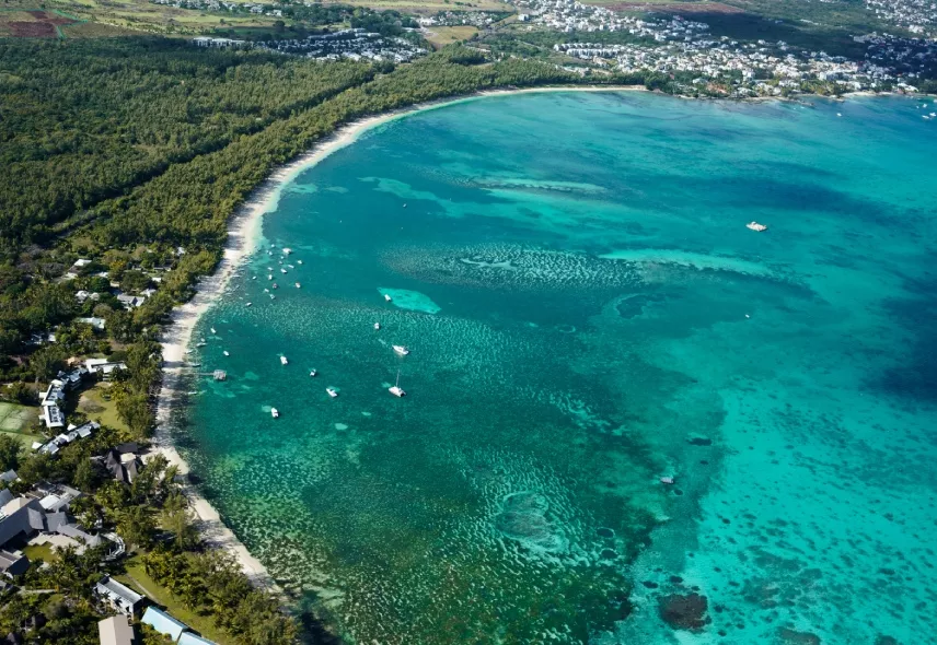 Mont-choisy beach