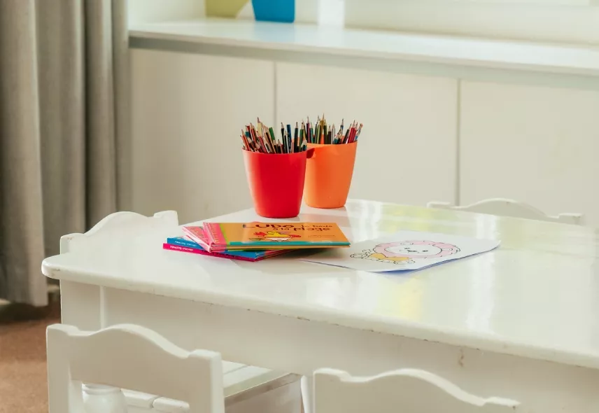 Arts and crafts at the Timomo Mini Club