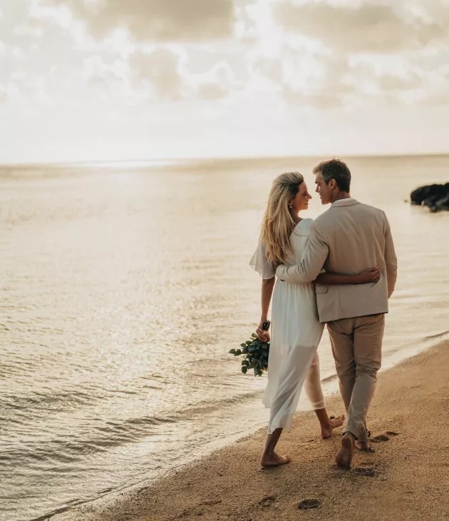 romantic couple wedding at heritage resort mauritius