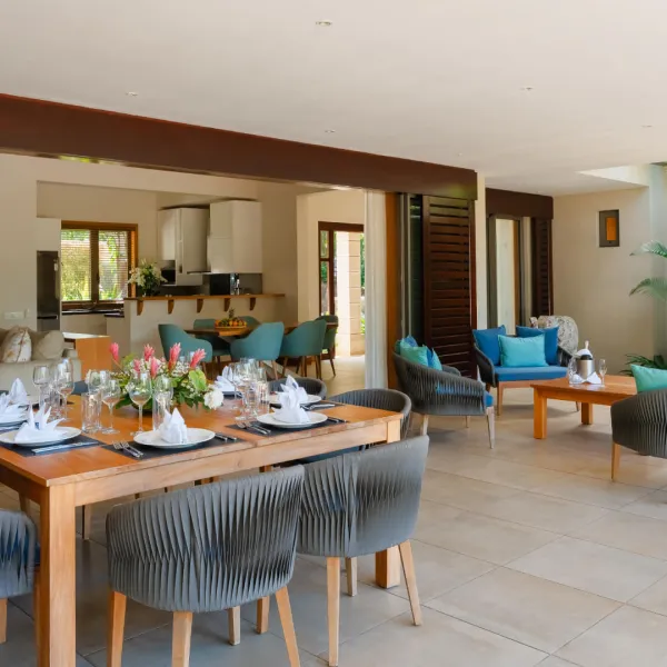Luxury 3 bedroom villa exterior with dining table