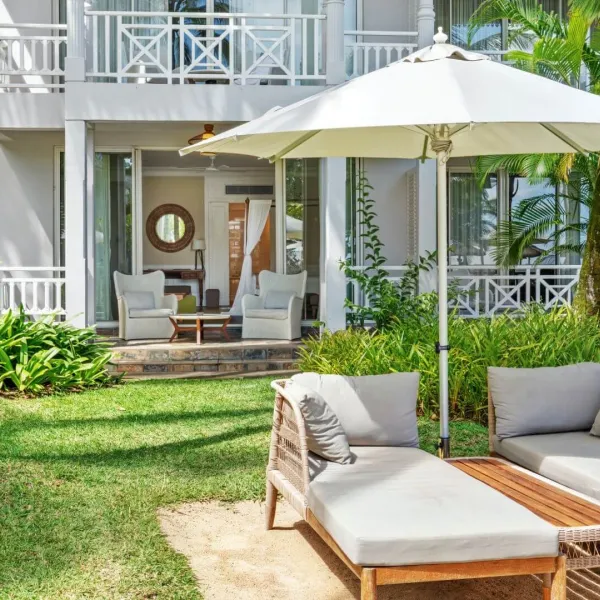 deluxe seaview adult-only outdoor view giving direct beach access at heritage le telfair
