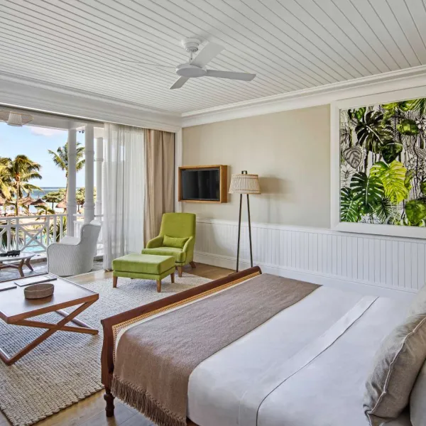 deluxe seaview bedroom adult-only upper floor overlooking the ocean at heritage le telfair