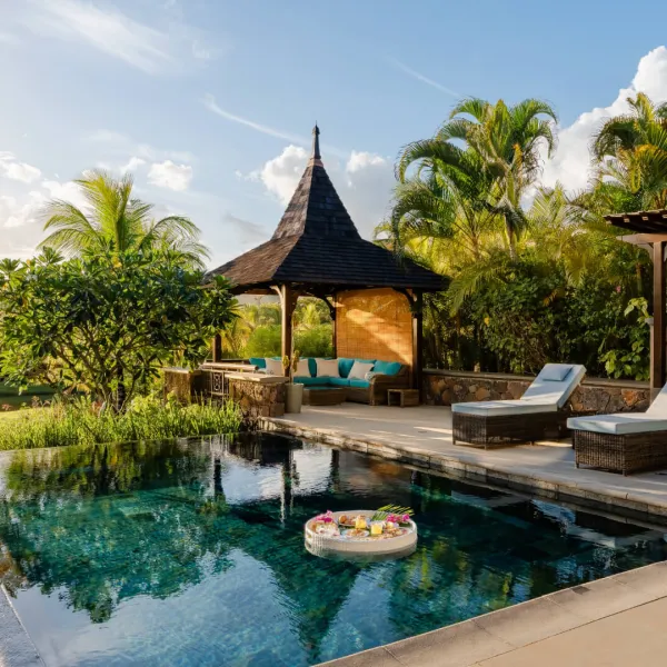 villa allamanda terrace with poolview