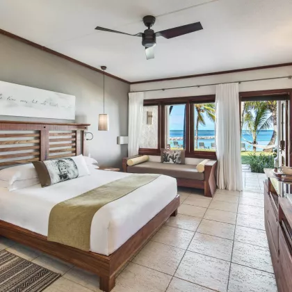 Deluxe Beachfront room Heritage Awali