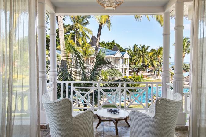 Deluxe Seaview Suite