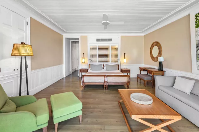 Deluxe Beachfront Suite - Adult only