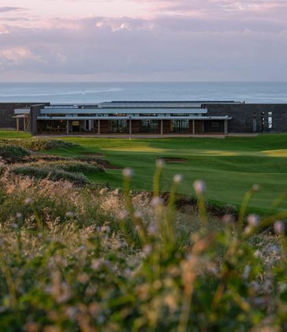 Clubhouse La Reserve Golf Club
